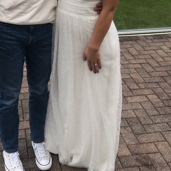 White sequined, one shoulder gown - Picture 4 of 13